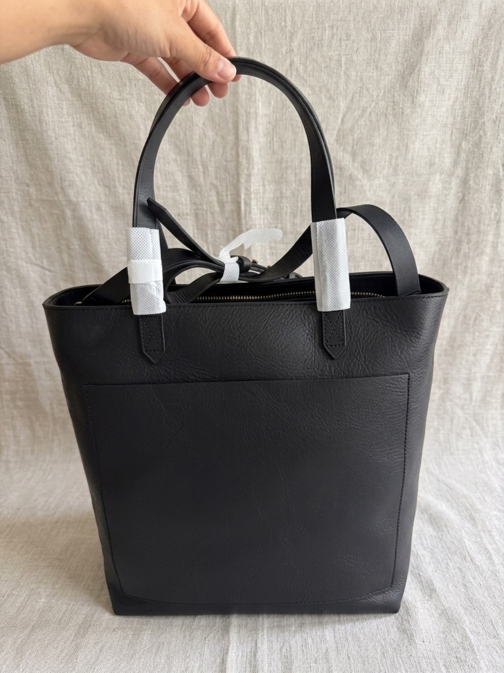 The Zip-Top Medium Transport Tote
